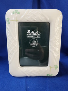 Belleek "Shamrock Trellis 3 × 5 Frame"