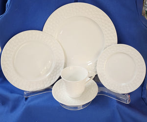 Belleek "Basketweave 5 piece Set"