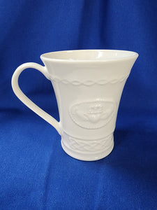 Belleek "Claddagh 10oz Mug"