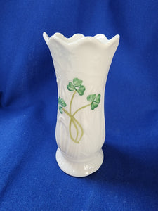 Belleek "Daisy 4 inch Vase"