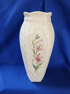 Belleek "Country Trellis Vase"