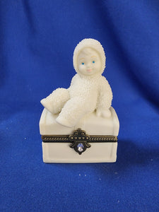 Snowbabies "Royal Treasure Birthstone, April - Box"