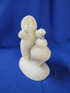 Snowbabies "Adding A Finishing Touch"