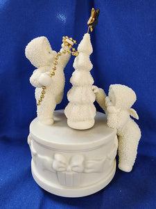 Snowbabies "O Christmas Tree, Music Box"