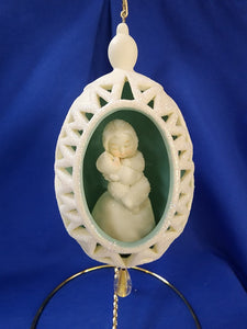 Snowbabies "Mother With Child Scene - Ornament"