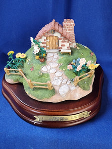 Walt Disney Classics Collection "Three Little Pigs, Practical Pig's Brick House"