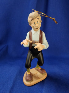 Walt Disney Classics Collection "Pinocchio, Geppetto Ornament"