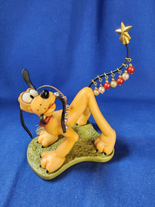 Walt Disney Classics Collection "Pluto's Christmas Tree, Pluto Helps Decorate Ornament"