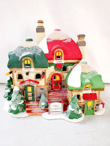 North Pole "The Bitsy Bungalows"