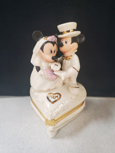 Lenox "Mickey and Minnie Sweetheart Treasure Box"