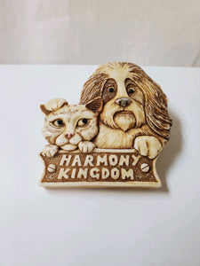 Harmony Kingdom "Harmony Kingdom Dog and Cat Pin"